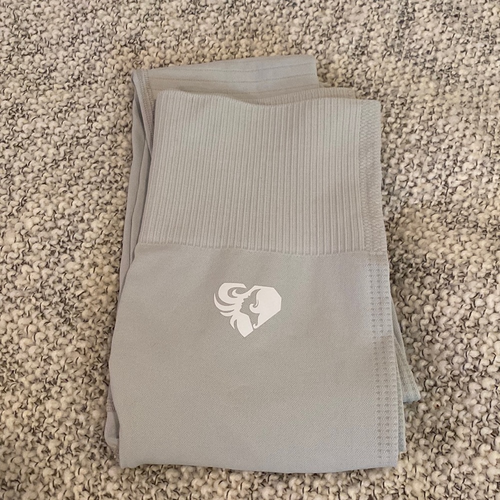 Womens best leggings size XS silver/light blue ice